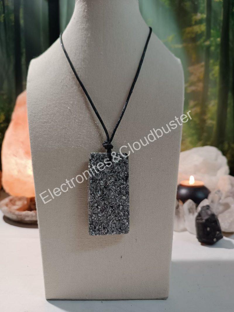 Colgante Chapa Rectangular. Electronite