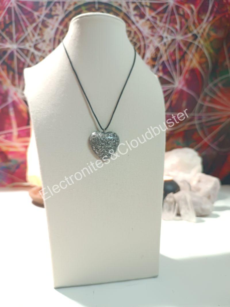 Colgante Corazón Electronite. Grande y Pequeño. - Imagen 3