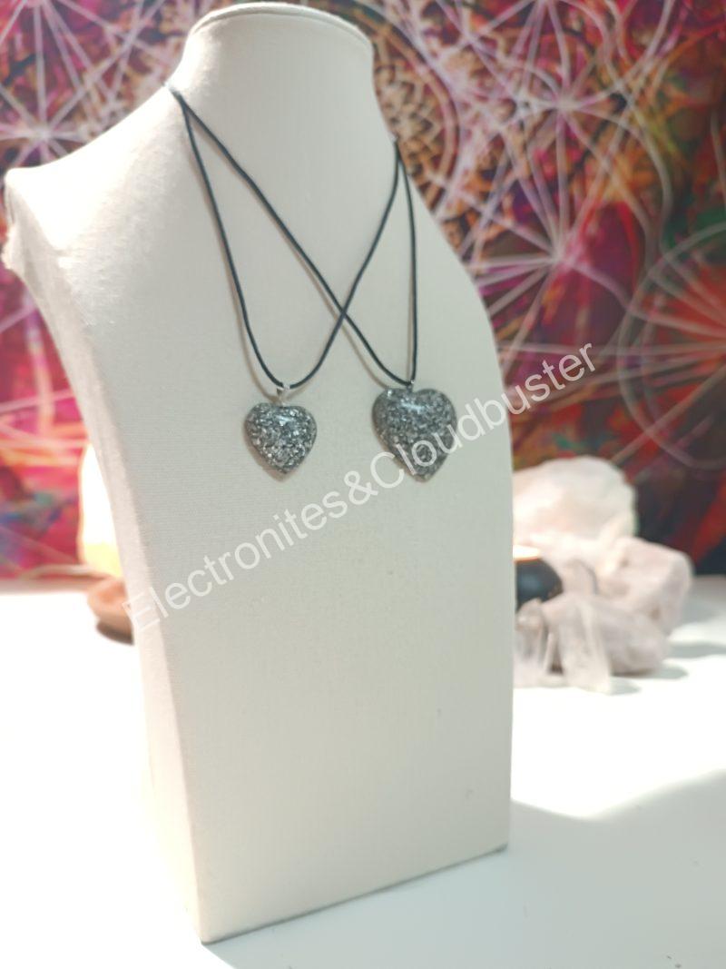 Colgante Corazón Electronite. Grande y Pequeño. - Imagen 2