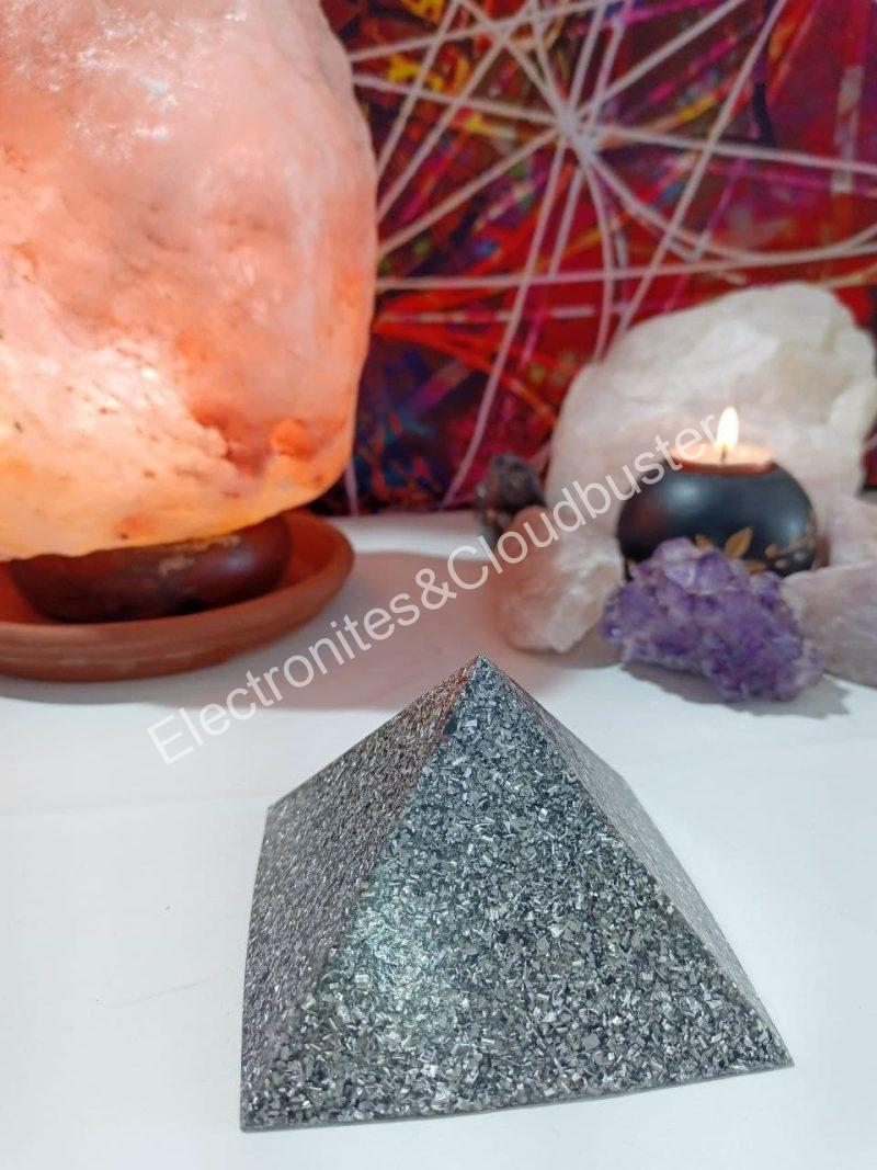 Pirámide Grande 4 lados Electronite
