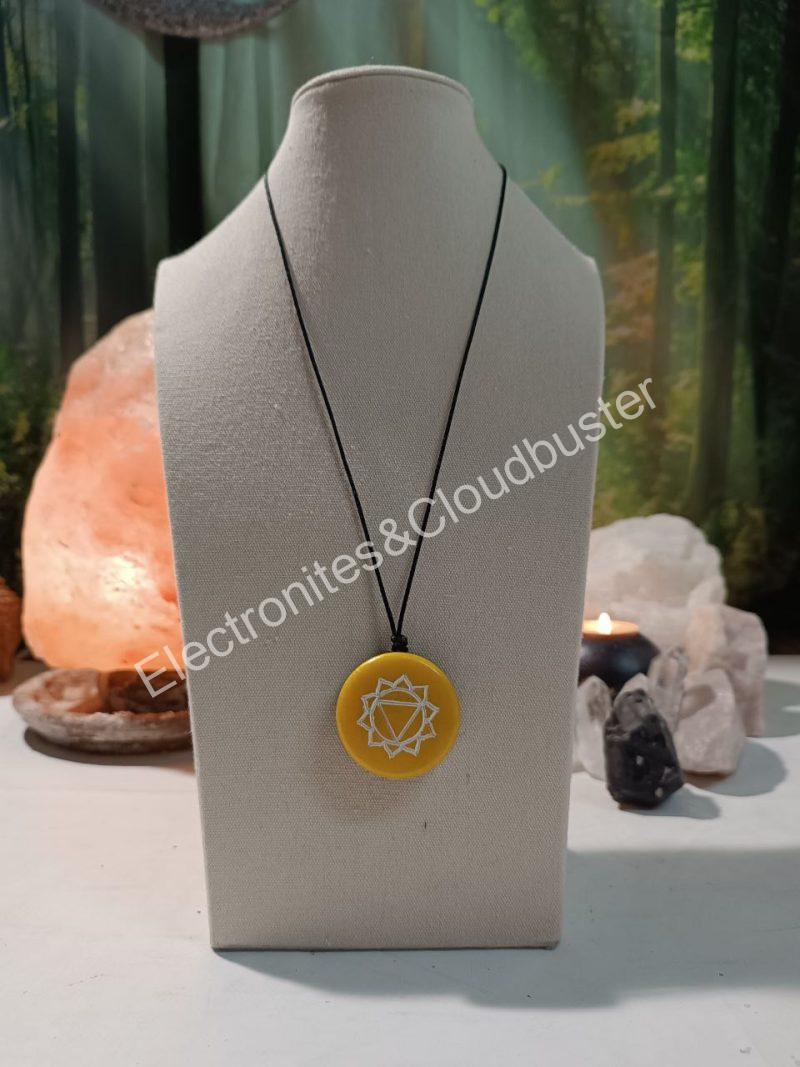 Colgante o llavero Electronite Chakra Plexo Solar formato Semicírculo - Imagen 4