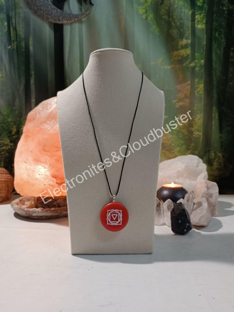 Colgante o llavero Electronite Chakra Raiz formato Semicírculo - Imagen 3