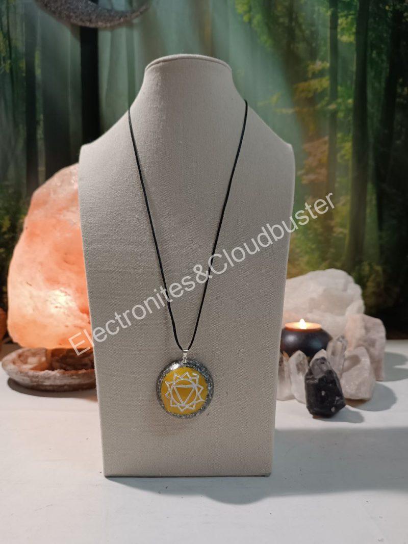 Colgante o llavero Eelectronite Chakra Plexo Solar formato Semiesfera - Imagen 4
