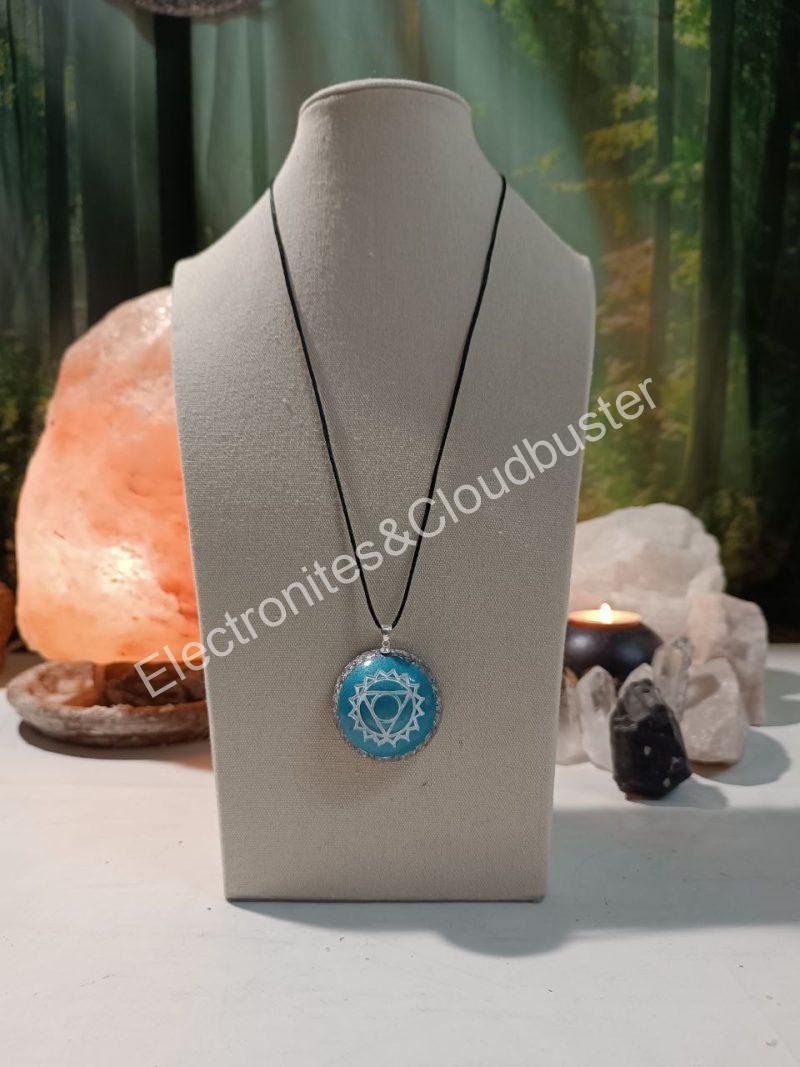 Colgante o llavero Electronite Chakra de Garganta formato Semiesfera - Imagen 4