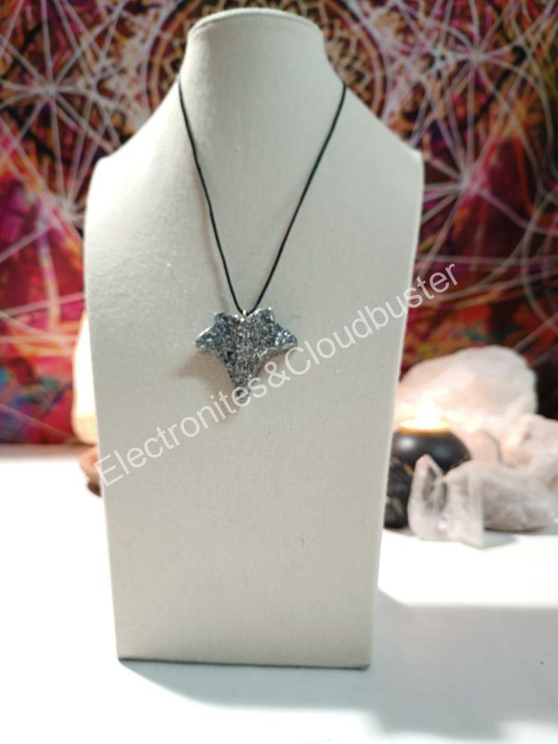 Colgante Hoja en Punta de Electronite