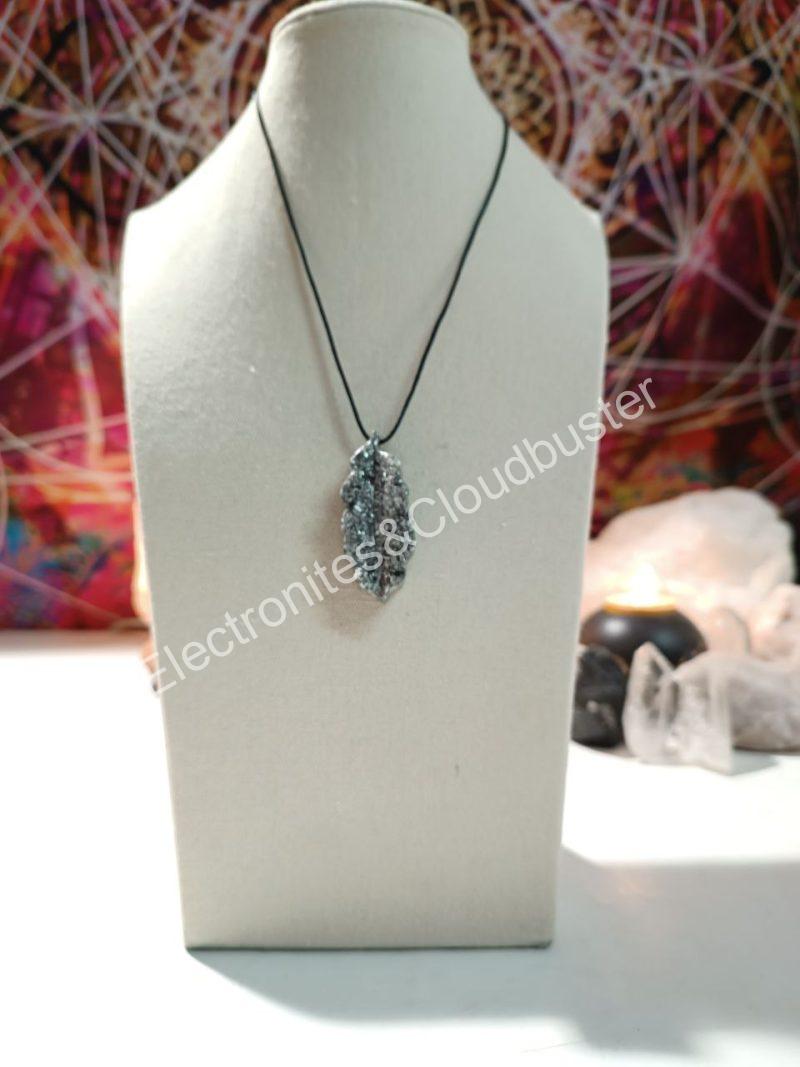 Colgante Hoja Alargada con Picos Electronite - Imagen 2