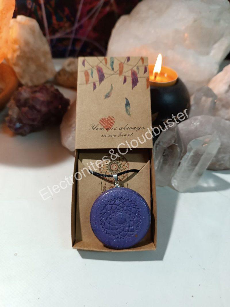 Colgante o llavero electronite Chakra Corona formato Semicirculo - Imagen 6