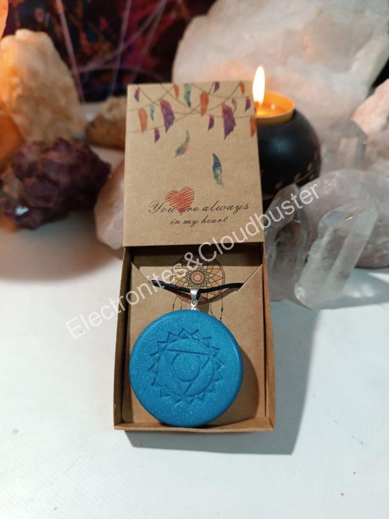 Colgante o llavero Electronite Chakra de Garganta formato Semicirculo - Imagen 6