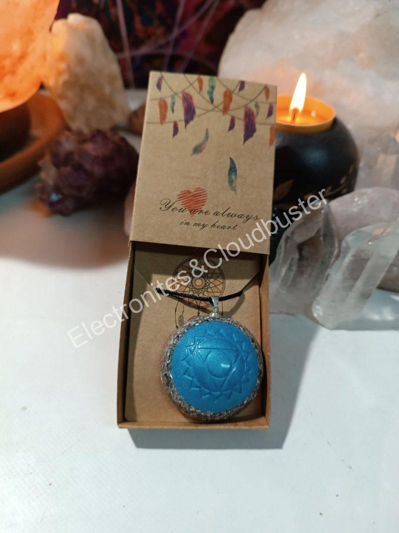 Colgante o llavero Electronite Chakra de Garganta formato Semiesfera - Imagen 6